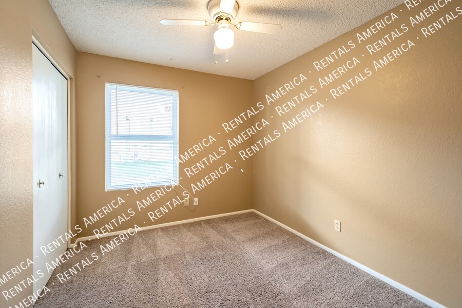 5136 E Evergreen St in Mesa, AZ - Building Photo