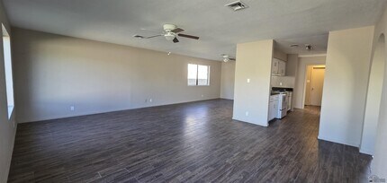 1276 S Pagent Ave in Yuma, AZ - Building Photo - Building Photo