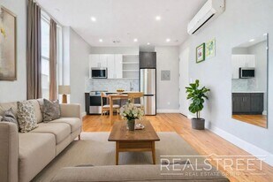 New 2 BEd in Fort Greene with Roof Deck & Laundry!, Unit 3B in Brooklyn, NY - Building Photo