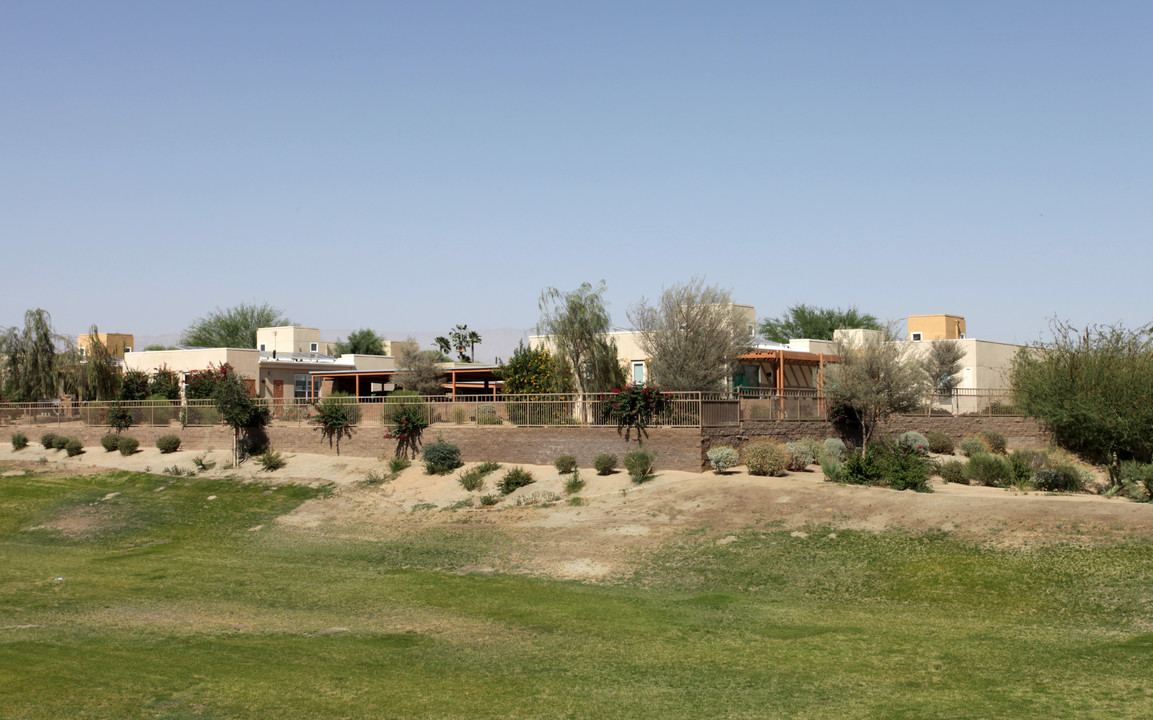 Vista Dunes Courtyard Homes in La Quinta, CA - Building Photo