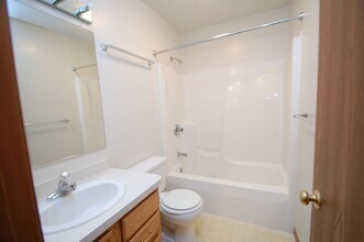 133 Watertower Ct in Goshen, IN - Building Photo - Building Photo