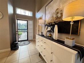 8055 Antibes Ct in Orlando, FL - Building Photo - Building Photo