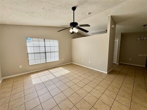 5487 Sawyer Rd in Tampa, FL - Building Photo - Building Photo