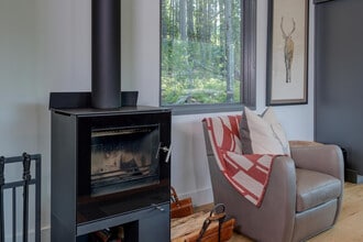 17 Lakewood Dr in Big Sky, MT - Building Photo - Building Photo