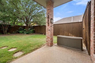 4512 Crown Ridge Dr in Plano, TX - Building Photo - Building Photo