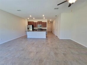 16922 Red Brick Ln in Land O Lakes, FL - Building Photo - Building Photo