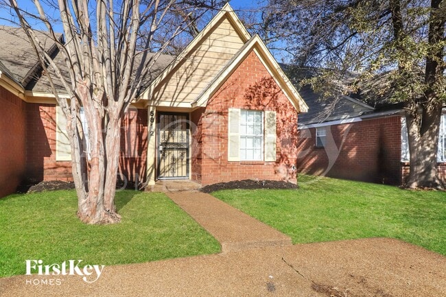 5812 Ashridge Pl in Memphis, TN - Building Photo - Building Photo