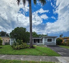 3951 NW 36th Ave in Lauderdale Lakes, FL - Building Photo