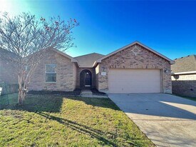 912 Bee Creek Ln in Fort Worth, TX - Building Photo