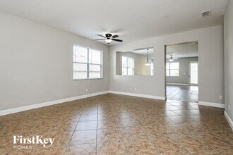 813 N Jacks Lake Rd in Clermont, FL - Building Photo - Building Photo