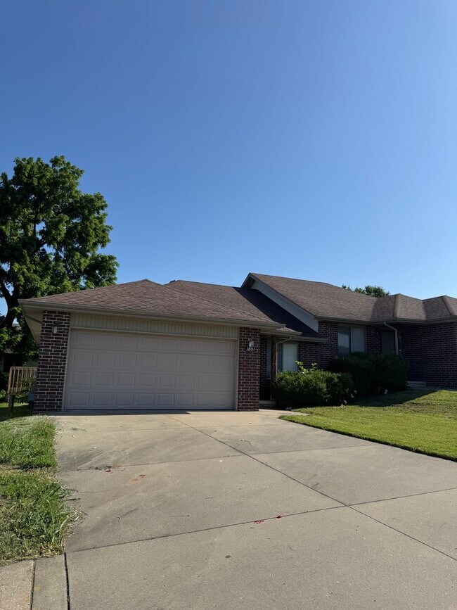 3805-3807 W Montclair St in Springfield, MO - Building Photo - Building Photo