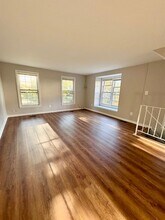 20501 Strath Haven Dr in Gaithersburg, MD - Foto de edificio - Building Photo