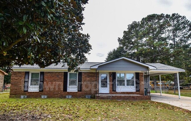 property at 4715 Beaufort Dr