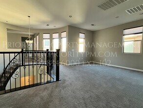 7170 Cotton Bluff St in Las Vegas, NV - Building Photo - Building Photo