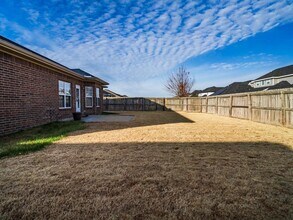 2304 SW 19th St in Bentonville, AR - Building Photo - Building Photo