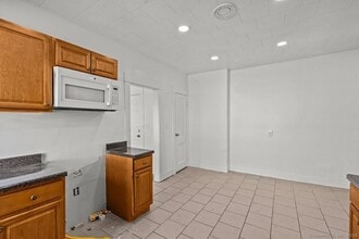 50 Blake St in New Haven, CT - Building Photo - Building Photo