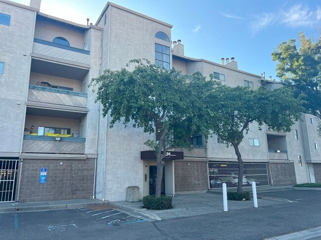 property at 1234 Stanhope Ln
