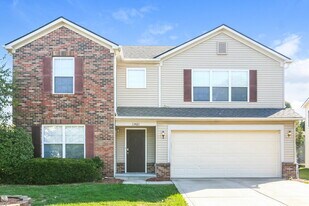 13421 Smokey Quartz Ln in Fishers, IN - Building Photo