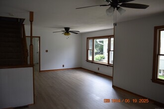 39 Highland Ave in Beacon Falls, CT - Building Photo - Building Photo