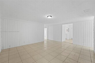 2850 NW 4th St in Pompano Beach, FL - Building Photo - Building Photo