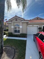 6351 Long Key Ln in Boynton Beach, FL - Building Photo