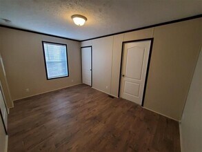 11 Sparrow Hill Dr in Orion Township, MI - Building Photo - Building Photo