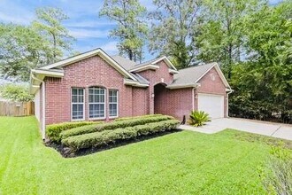 11902 Cranberry Ln in Montgomery, TX - Building Photo - Building Photo