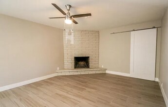 8731 E Sandalwood Dr in Scottsdale, AZ - Building Photo - Building Photo