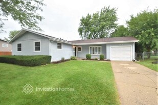575 Cochise Pl in Carol Stream, IL - Building Photo
