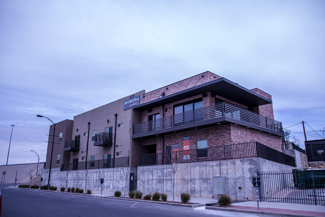 Franklin Avenue Apartments in El Paso, TX - Foto de edificio - Building Photo