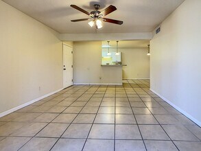 145 N Pearl Lake Causeway-Unit -The Cove at Pearl Lake in Altamonte Springs, FL - Foto de edificio - Building Photo