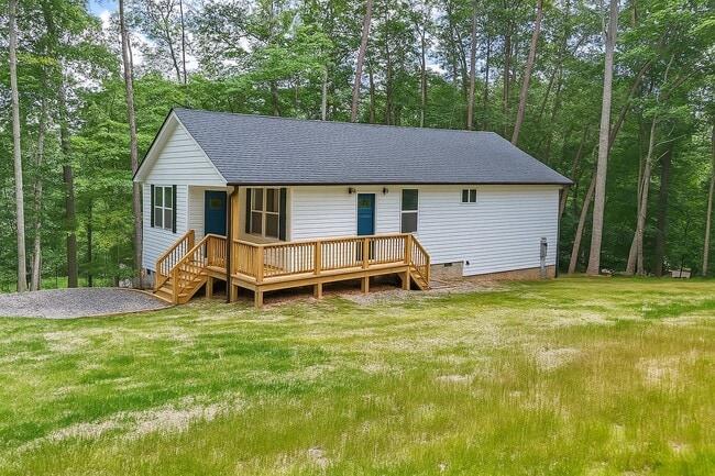 10 Fairbluff Ln in Candler, NC - Building Photo - Building Photo