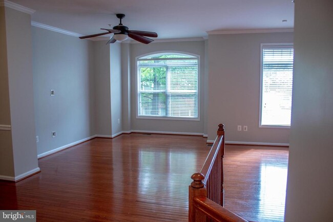 10292 Chestnut Park Ln in Columbia, MD - Foto de edificio - Building Photo