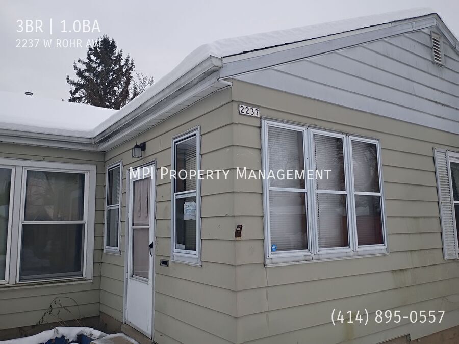 2237 W Rohr Ave in Milwaukee, WI - Foto de edificio
