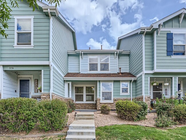 5768 Biscay St in Denver, CO - Building Photo - Building Photo