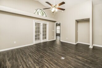 1045 Piedmont Oaks Dr in Apopka, FL - Building Photo - Building Photo