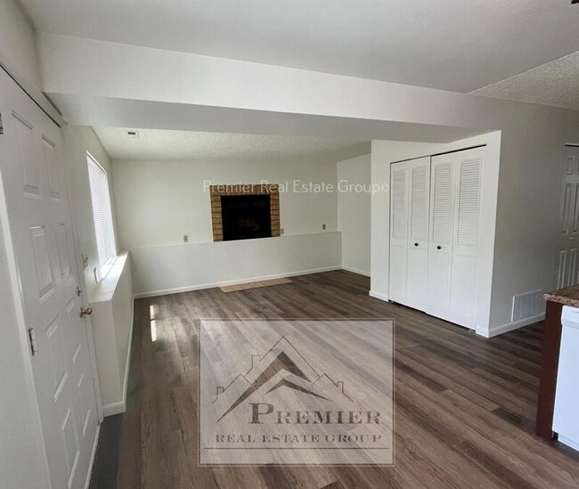 1005 Western Dr in Colorado Springs, CO - Building Photo - Building Photo