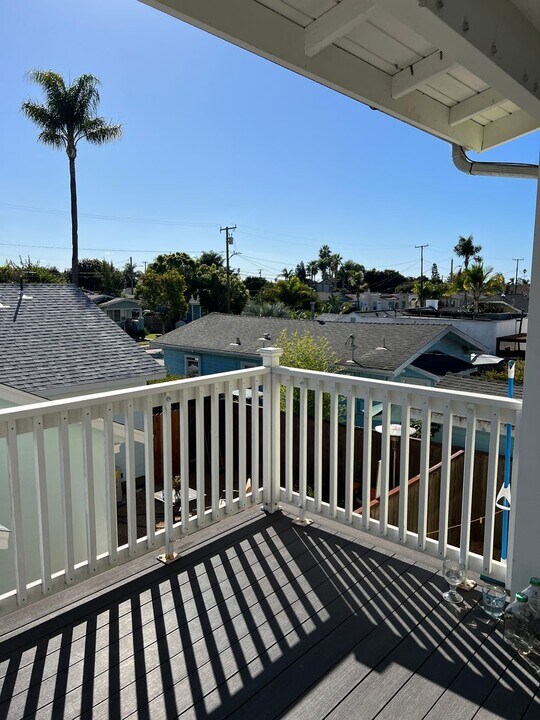 103 S Santa Rosa St-Unit -103 S Santa Rosa - 103 back house in Ventura, CA - Foto de edificio