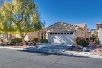 4705 Bersaglio St in Las Vegas, NV - Building Photo - Building Photo