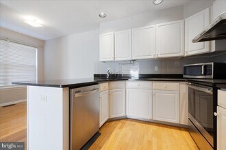 8708 Spruce Mill Dr in Yardley, PA - Building Photo - Building Photo