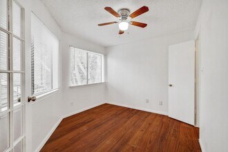 9823 Walnut St in Dallas, TX - Building Photo - Building Photo