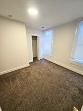 142 Washington St in Saratoga Springs, NY - Foto de edificio - Building Photo