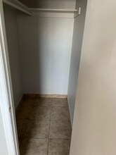 18202 N Cave Creek Rd in Phoenix, AZ - Foto de edificio - Building Photo