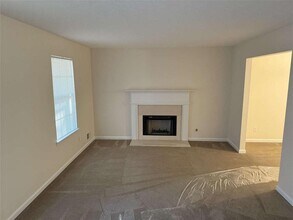 228 Solomon Dr in Ellenwood, GA - Building Photo - Building Photo