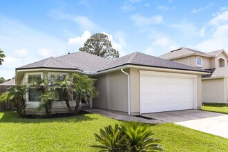 226 Dover Bluff Dr in Orange Park, FL - Building Photo - Building Photo