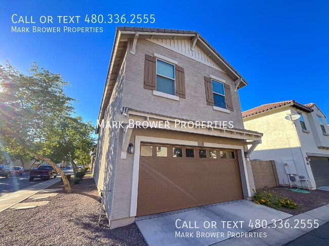 3328 W Hayduk Rd in Phoenix, AZ - Building Photo - Building Photo