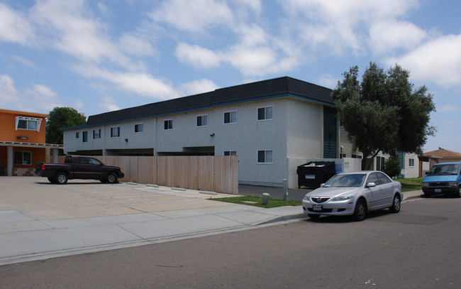 Croshier Apartments in Imperial Beach, CA - Building Photo - Building Photo