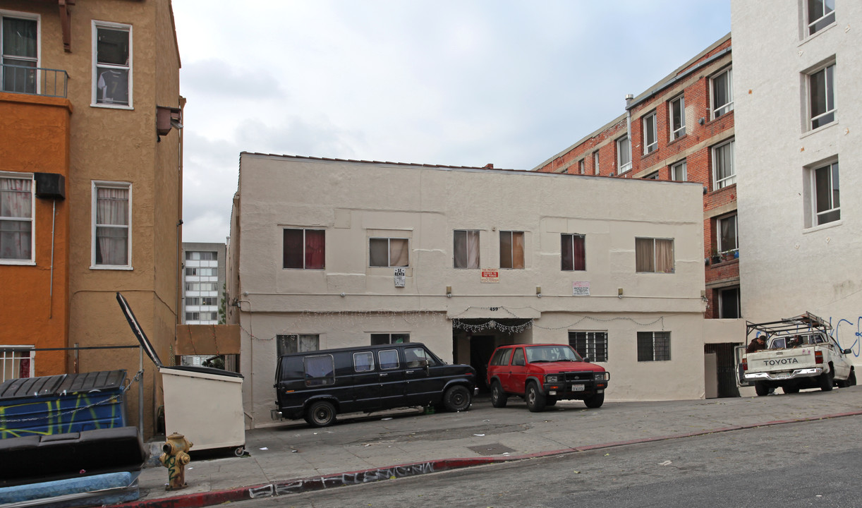 439 Union Dr in Los Angeles, CA - Building Photo