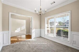 5670 Winter Bluff Way NE in Sugar Hill, GA - Building Photo - Building Photo