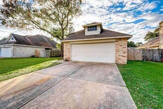 2115 Foundary Dr in Katy, TX - Building Photo - Building Photo